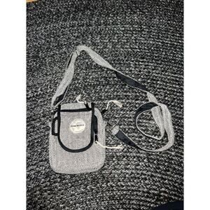 Pure World‎ Crossbody purse black and white